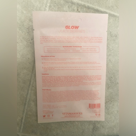 🆕 NEW✨ Vitamasques Bundle Glow Juicy Berries and Nourish Flower face Mask - Picture 5 of 5